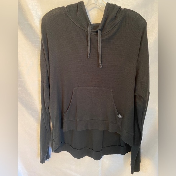 Victoria's Secret Supermodel Essentials Black Hooded Sleep  Shirt Ladies Med - Picture 12 of 12